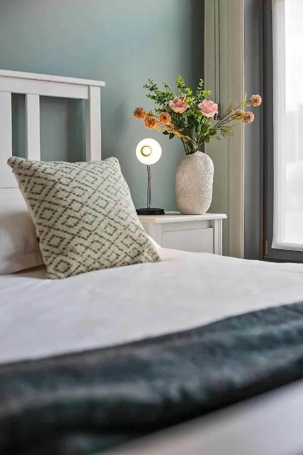 Huswell - Charming Getaway In The Historical City Center Brugge