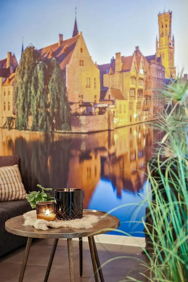 Herberg Huswell - Charming Getaway In The Historical City Center Brugge