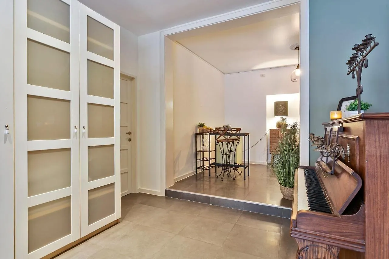 Huswell - Charming Getaway In The Historical City Center Bruges Belgium